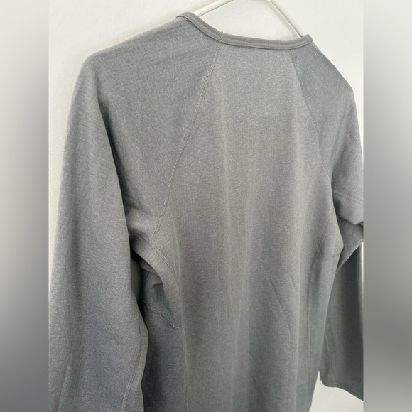 Patagonia Women's Capilene® Midweight Crew Gray Size Small - Picture 6 of 9